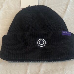 Monat Black Knit Beanie